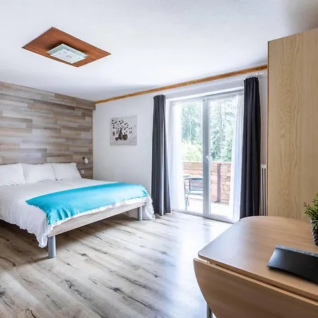 Hartkaiser Rooms And Apartments-3